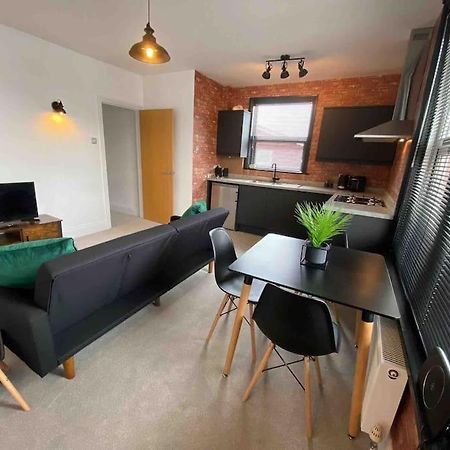 1 Bed Flat With Parking Near Town Centre Appartement Emsworth Buitenkant foto