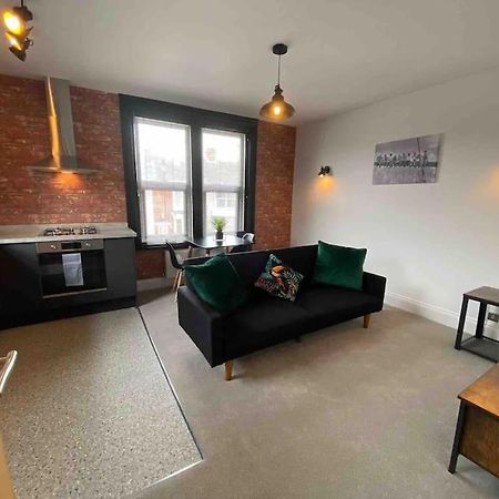 1 Bed Flat With Parking Near Town Centre Appartement Emsworth Buitenkant foto