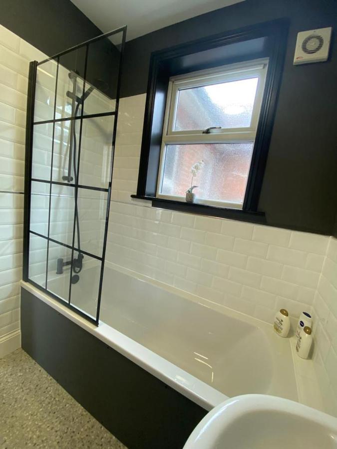 1 Bed Flat With Parking Near Town Centre Appartement Emsworth Buitenkant foto
